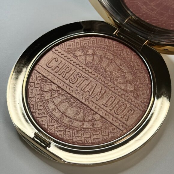 Dior Forever Couture Luminizer | 002 Corail Lumiere | Limited Edition - Picture 4 of 5